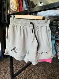 SHORT ALPHA (SPANDEX) FUARK- CEMENTO - comprar online
