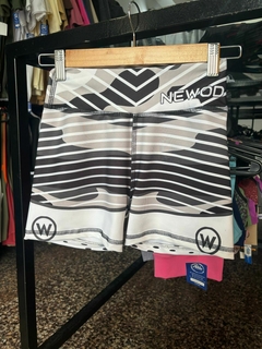 Calza corta Newod- ESTAMPADA - comprar online