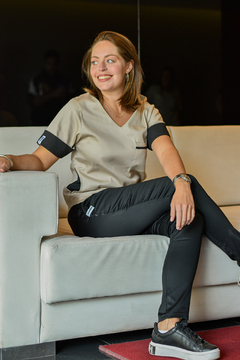 Pocket Beige con negro. - comprar online