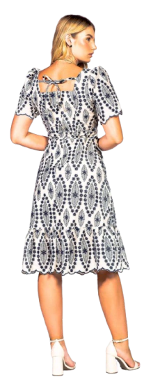 Vestido em laise estampas pretas - comprar online