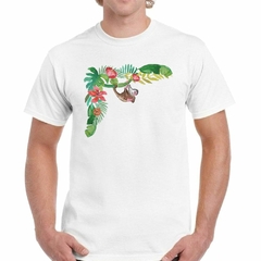 Remera Mono Trepandose Arbol Hojas - tienda online