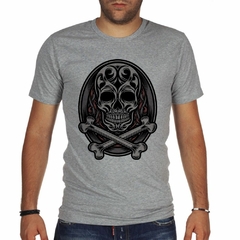 Remera Calavera Con Huevos Skull Bones Art en internet