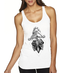 Musculosa Deportiva Pretty Inside Sacandose La Piel Esqueleto