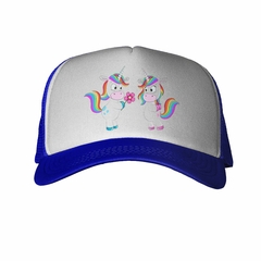 Gorra Unicornio Pareja Regalando Una Flor