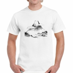 Remera Dibujo Japones Montaña Nubes Naturaleza en internet