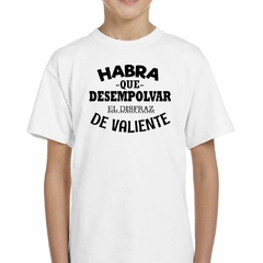 Remera Habra Que Desenpolvar El Disfraz - TiendaCubik