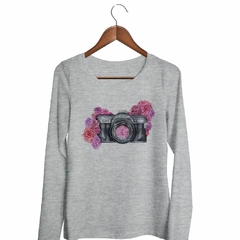 Remera Manga Larga Camara Flores Rosa Pasion - comprar online