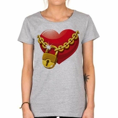 Remera Lock Heart Red Candado Corazon Diseño en internet