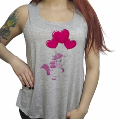 Musculosa Unicornio Con Globos De Corazones