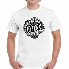 Remera Calle 13 Los De Atras Vienen Conmigo Logo - comprar online