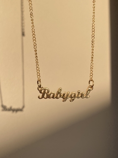 Cadenita Babygirl Carta - comprar online