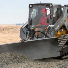 HOJA NIVELADORA TOPADORA JOHN DEERE DB84 en internet