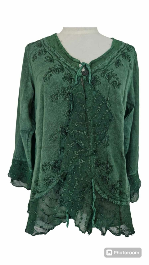 Blusa con bordados