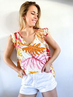 REMERA LUPE SIN MANGAS
