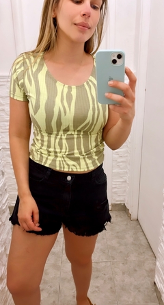 REMERA TELMA CEBRA - comprar online