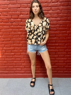 BLUSA MEMPHIS - Terra Indumentaria SL