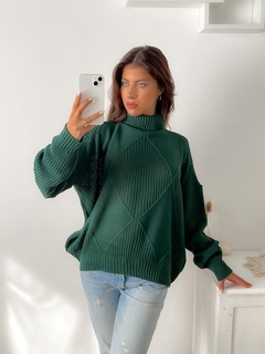 POLERA CON FIGURAS AMARELLA