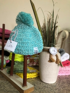 Gorrito con pompón