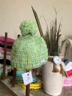 Gorrito con pompón