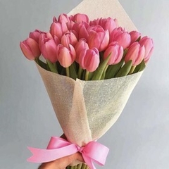 Tulipanes (ramo con 30 tulipanes)