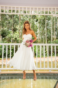 Vestido Off-White Midi com Mangas Removíveis Adore - loja online