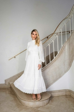 3994 Vestido manga longa musseline e guipir na internet