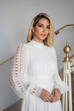 3994 Vestido manga longa musseline e guipir - loja online
