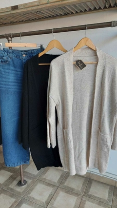 Sacon tipo lana beige y negro en stock amplios - comprar online
