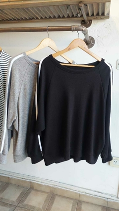 Buzo Adidas Gris y negro en stock oversize - comprar online