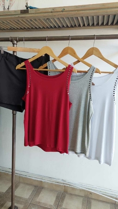 Muscu tachas tipo L Xl (stock gris y blanca) - comprar online