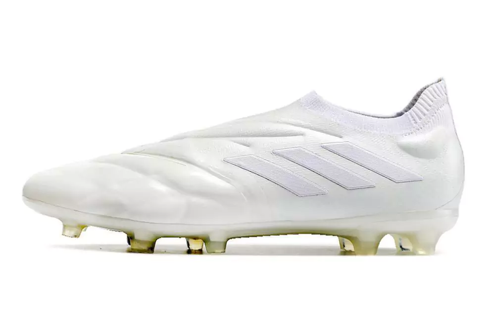 Chuteira Copa PURE+ - Campo