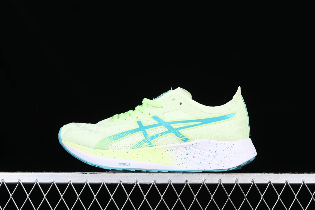 Asics Magic Speed
