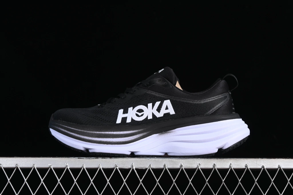 Hoka Bondi 8