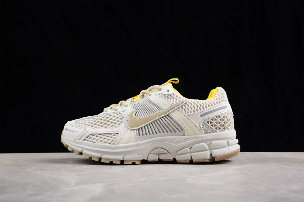 Nike Zoom Vomero 5