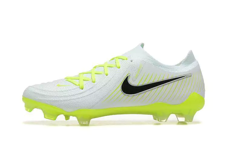Chuteira Nike Phantom Luna Elite - Campo