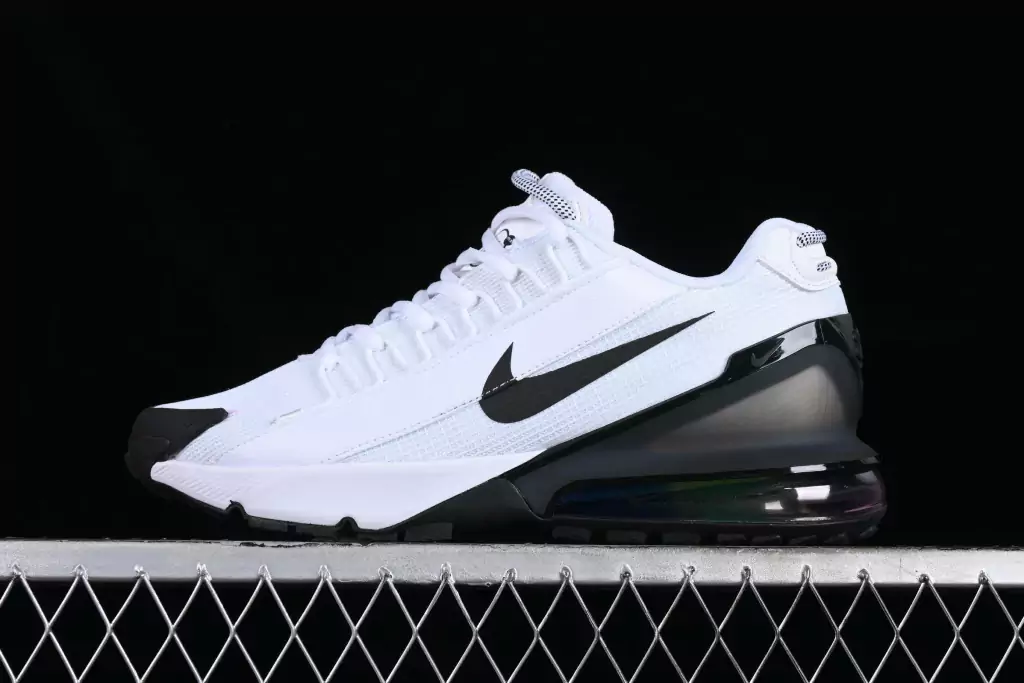 Nike Air Max Pulse