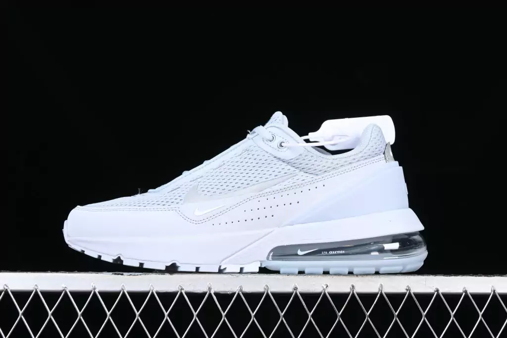 Nike Air Max Pulse
