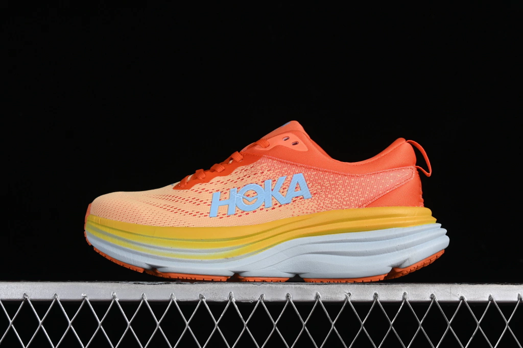 Hoka Bondi 8