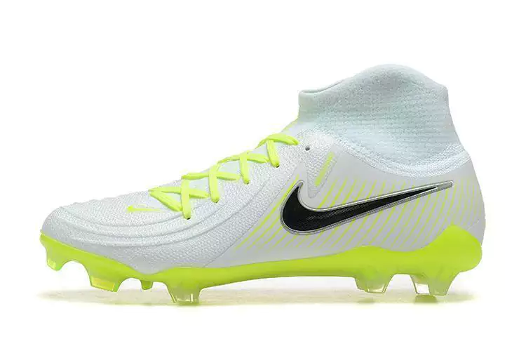 Chuteira Nike Phantom Luna Elite - Campo