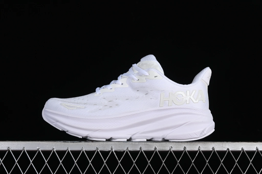 Hoka Bondi 8