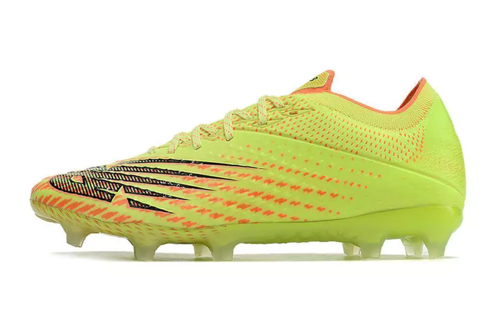 Chuteira New Balance Furon V6
