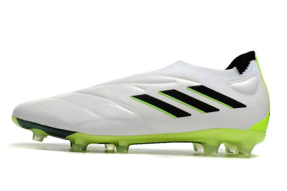 Chuteira Copa PURE+ - Campo