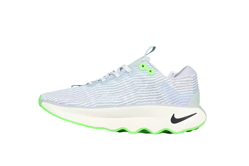 Nike Motiva Light Silver Green Strike