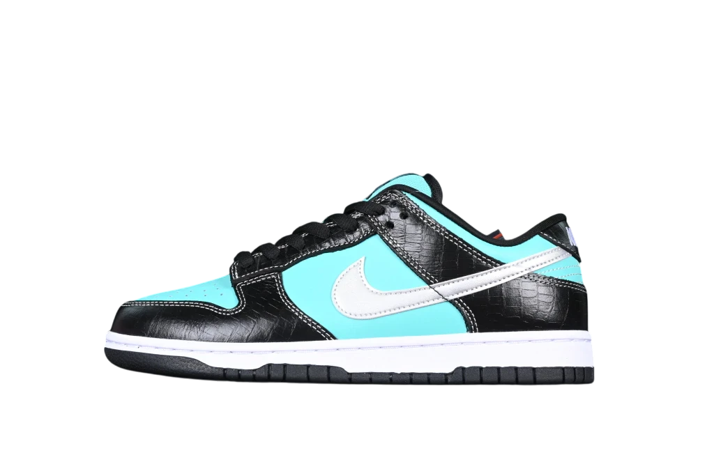 Nike SB Dunk Low Diamond Supply Co.