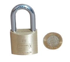 CANDADO DE LATON GANCHO LARGO 38mm NIVEL DE SEGURIDAD #4, NIVEL DE CORROSION #3 12GL PHILLIPS - comprar en línea