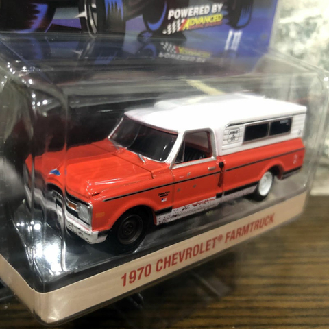 GreenLight 1/64 Scale Car Model Toys 1970 CHEVROLET FARMTRUCK Pickup Diecast Met