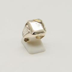 ANILLO SELLO DE HOMBRE HUECO PLATA CON APLIQUE DE ORO D14
