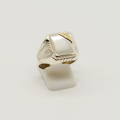 ANILLO SELLO DE HOMBRE HUECO PLATA CON APLIQUE DE ORO D19