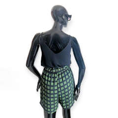 Shorts Novo Xadrez na internet