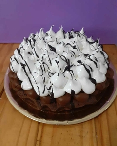 Torta Brownie con dulce de leche y merengue